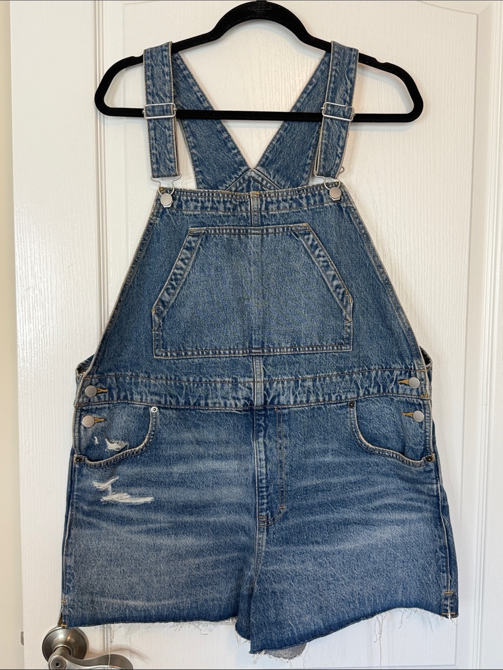Universal Thread Denim Shortalls Distressed Large - Picture 2 of 13